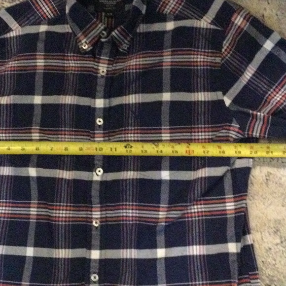 AE classic button up Med - Picture 4 of 4